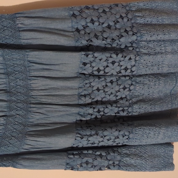 Nicole Miller ✨ blue flowy skirt size medium - Picture 2 of 9